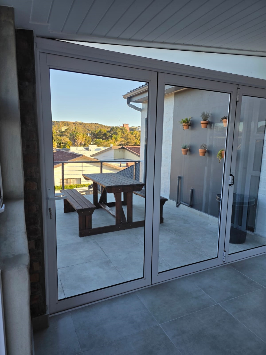 To Let 2 Bedroom Property for Rent in Bayview Western Cape